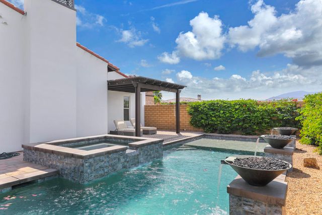 81660 Chant Court, La Quinta, CA 92253