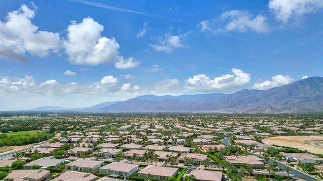 81660 Chant Court, La Quinta, CA 92253