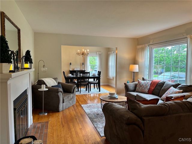 106 Euclid Drive, Manlius, NY 13066