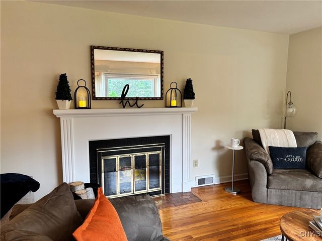 106 Euclid Drive, Manlius, NY 13066