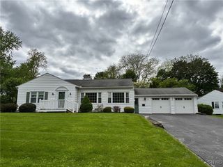 106 Euclid Drive, Manlius, NY 13066