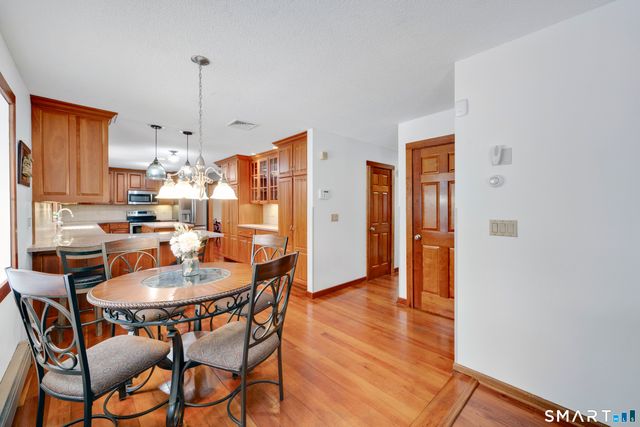 10 Devonshire Drive, South Windsor, CT 06074