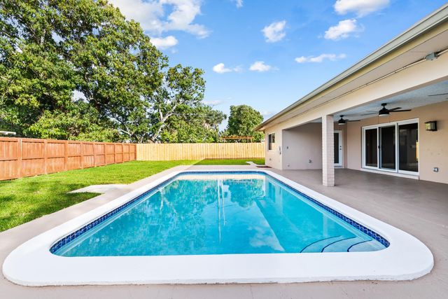 3801 Tennessee Avenue, Fort Lauderdale, FL 33312