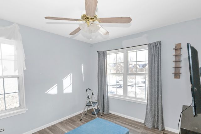 460 Lancaster Drive, Pingree Grove, IL 60140