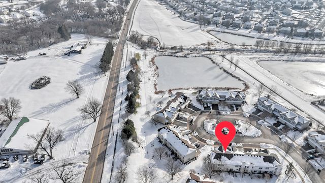 460 Lancaster Drive, Pingree Grove, IL 60140