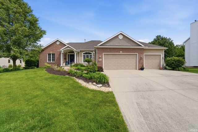 201 Creekside Court, Huntertown, IN 46748