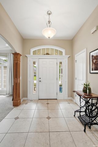 201 Creekside Court, Huntertown, IN 46748