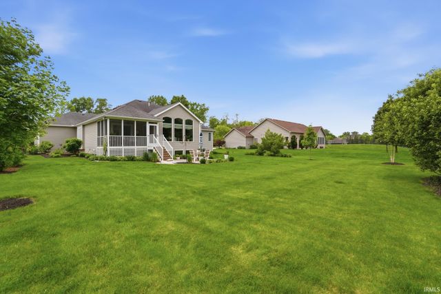 201 Creekside Court, Huntertown, IN 46748