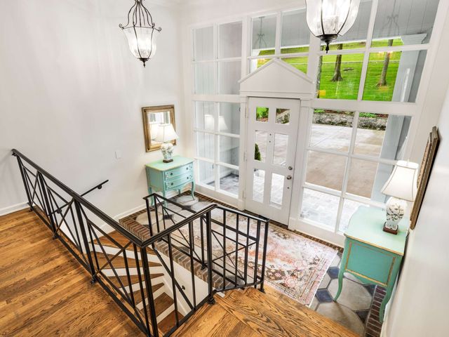 1066 Lynnwood Blvd, Nashville, TN 37215