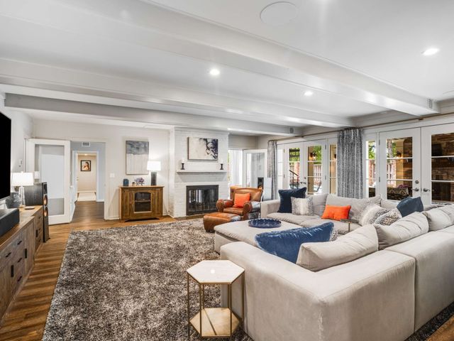 1066 Lynnwood Blvd, Nashville, TN 37215