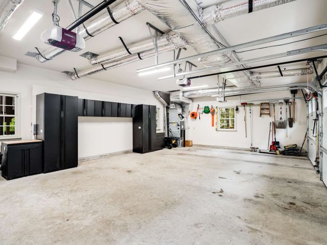 1066 Lynnwood Blvd, Nashville, TN 37215