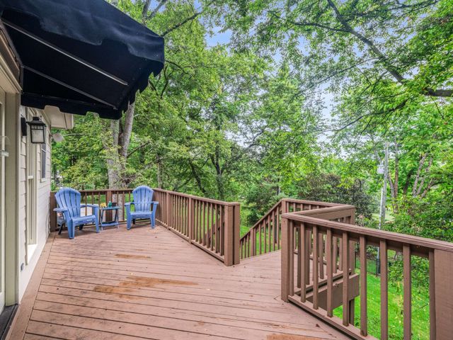 1066 Lynnwood Blvd, Nashville, TN 37215