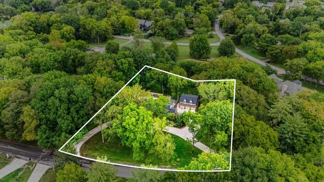 1066 Lynnwood Blvd, Nashville, TN 37215