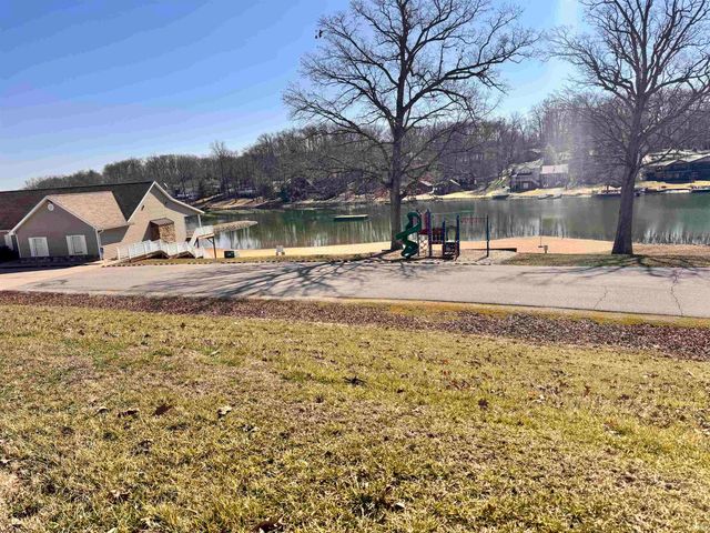 563 W Prancer Drive, Santa Claus, IN 47579