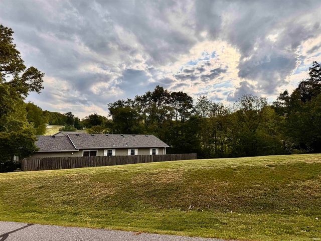 563 W Prancer Drive, Santa Claus, IN 47579