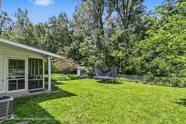 1923 Pageant Way, Holt, MI 48842