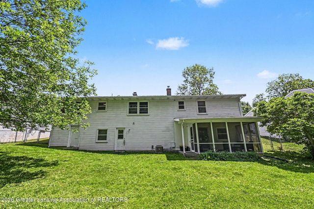 1923 Pageant Way, Holt, MI 48842