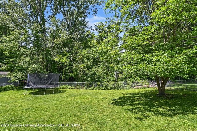 1923 Pageant Way, Holt, MI 48842