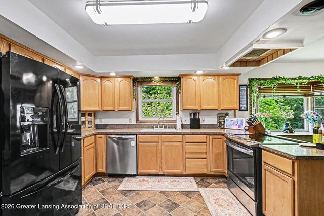 1923 Pageant Way, Holt, MI 48842