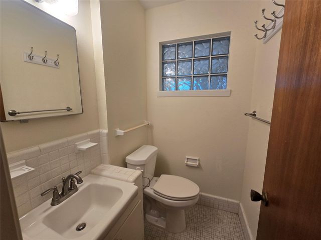 308 Mackeral Street, Galveston, TX 77550