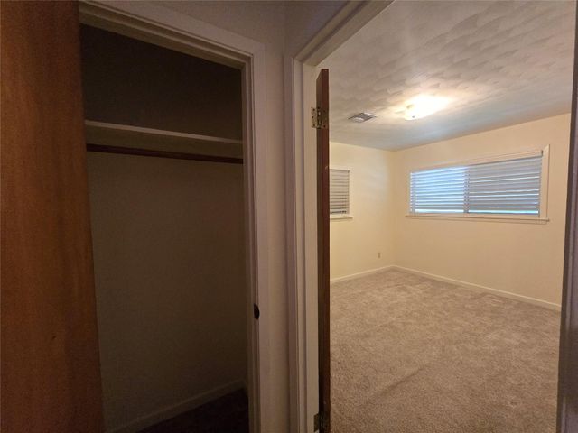 308 Mackeral Street, Galveston, TX 77550