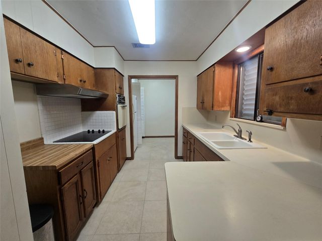 308 Mackeral Street, Galveston, TX 77550