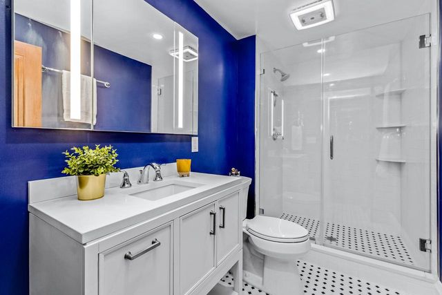 1920 N 86th STREET, Wauwatosa, WI 53226