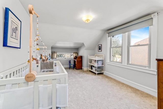 1920 N 86th STREET, Wauwatosa, WI 53226