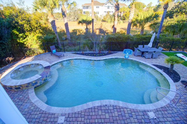65 Ocean Point Drive, Isle Of Palms, SC 29451