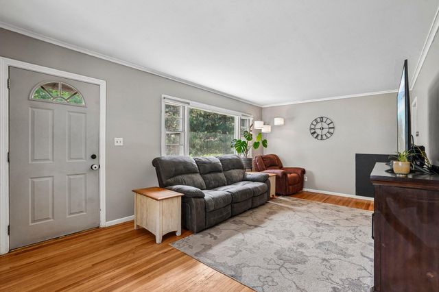 8444 Fremont Avenue S, Bloomington, MN 55420