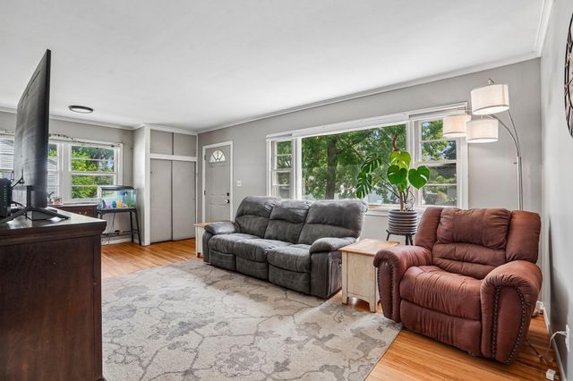 8444 Fremont Avenue S, Bloomington, MN 55420