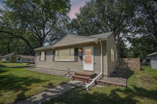 8444 Fremont Avenue S, Bloomington, MN 55420