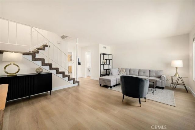 3342 Bradbury 22, Los Alamitos, CA 90720
