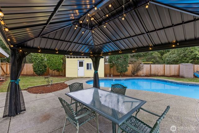 14615 SE 178th Place, Renton, WA 98058