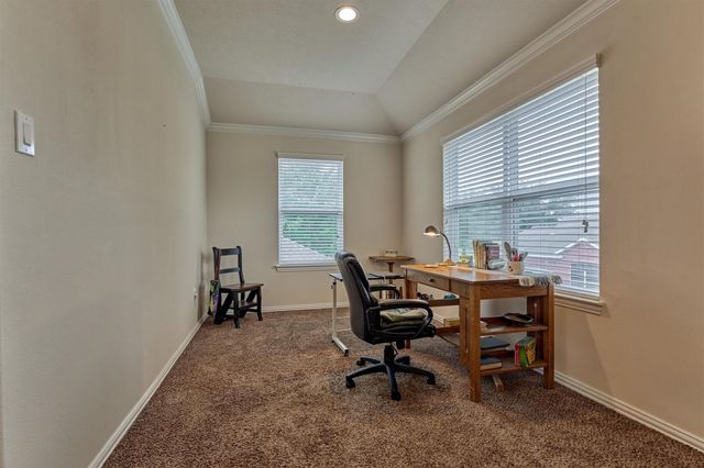 241 Lake Estates Drive, Montgomery, TX 77356