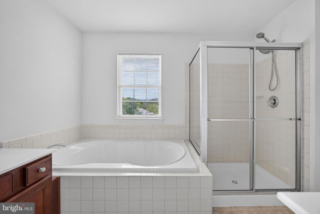 116 MOUNTAIN CREEK CIR, Frederick, MD 21702