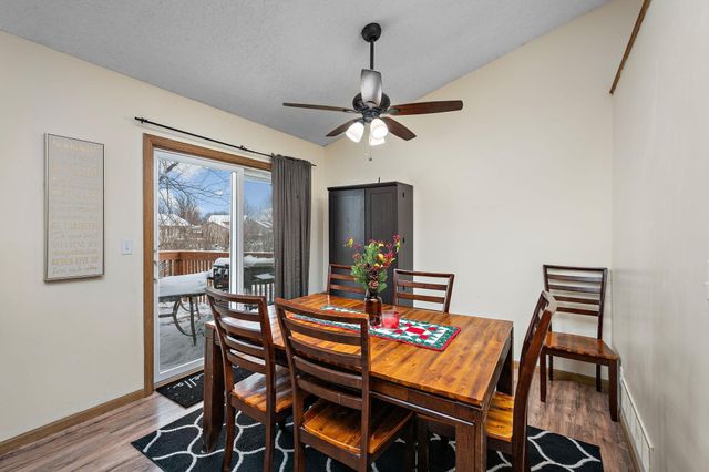 10242 52nd Street NE, Albertville, MN 55301