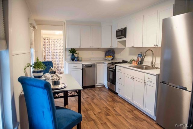 5300 Lake Avenue, Orchard Park, NY 14127