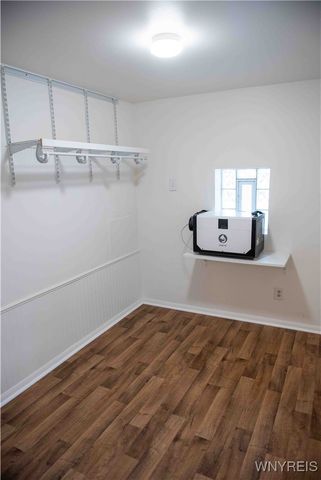 5300 Lake Avenue, Orchard Park, NY 14127