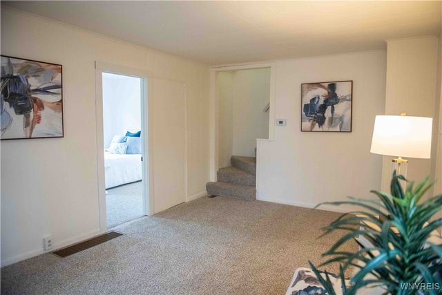 5300 Lake Avenue, Orchard Park, NY 14127