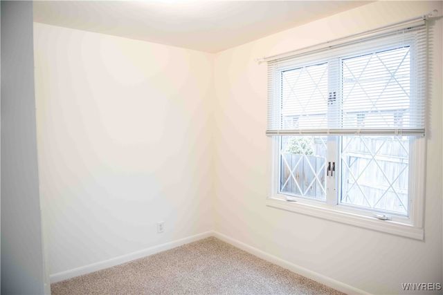 5300 Lake Avenue, Orchard Park, NY 14127