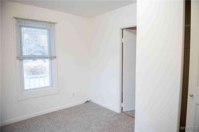 5300 Lake Avenue, Orchard Park, NY 14127