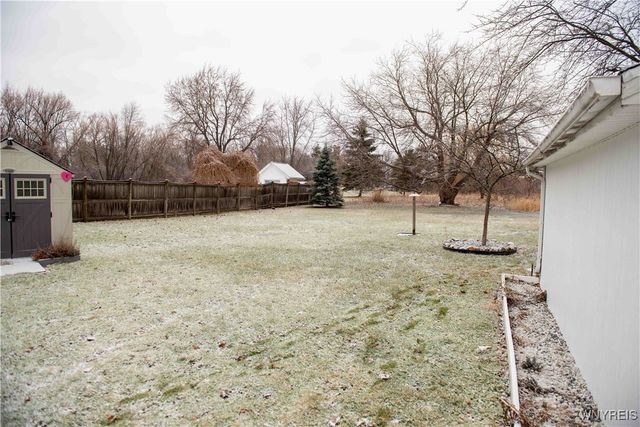 5300 Lake Avenue, Orchard Park, NY 14127