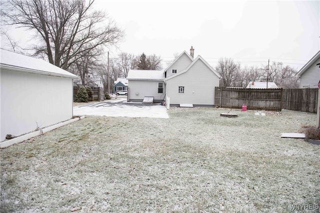 5300 Lake Avenue, Orchard Park, NY 14127