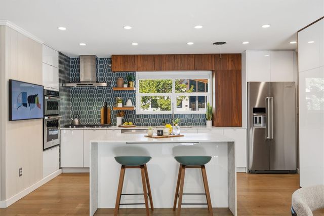 4605 Pack Saddle PASS, Austin, TX 78745