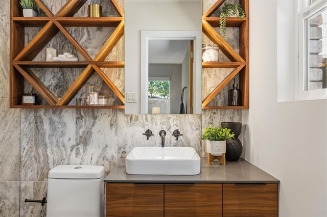 4605 Pack Saddle PASS, Austin, TX 78745