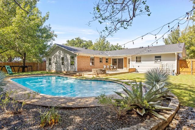 4605 Pack Saddle PASS, Austin, TX 78745