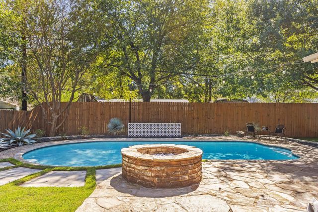 4605 Pack Saddle PASS, Austin, TX 78745