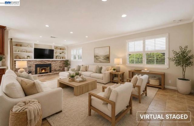 6620 Thames Dr., Gilroy, CA 95020