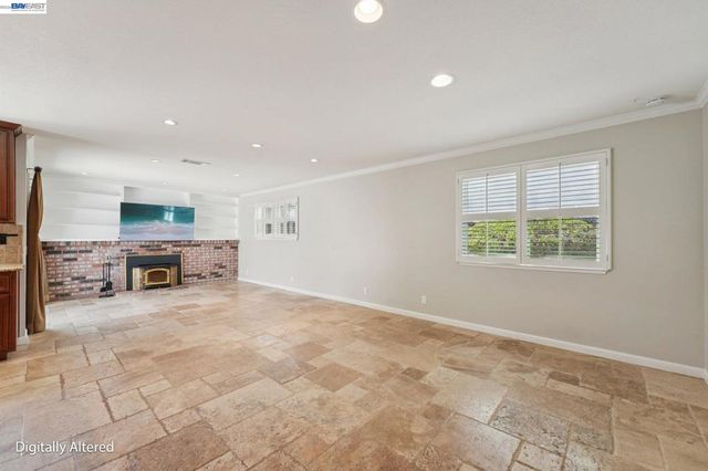 6620 Thames Dr., Gilroy, CA 95020